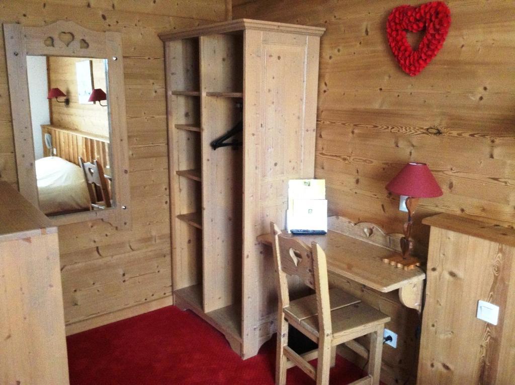 Logis Le Pont De Champ Hotell Beaucroissant Rom bilde